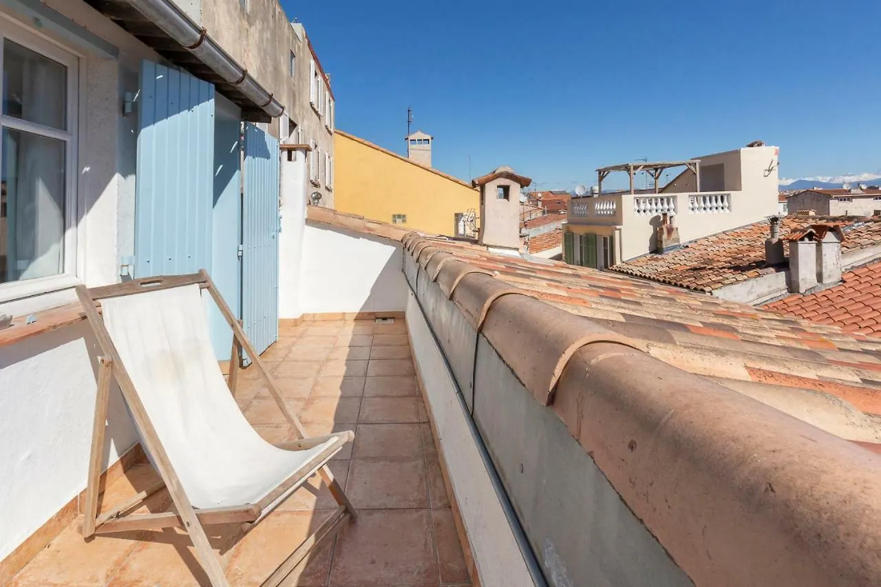 Logement Atypique Dans La Rue Fourmilliere Antibes 0*,